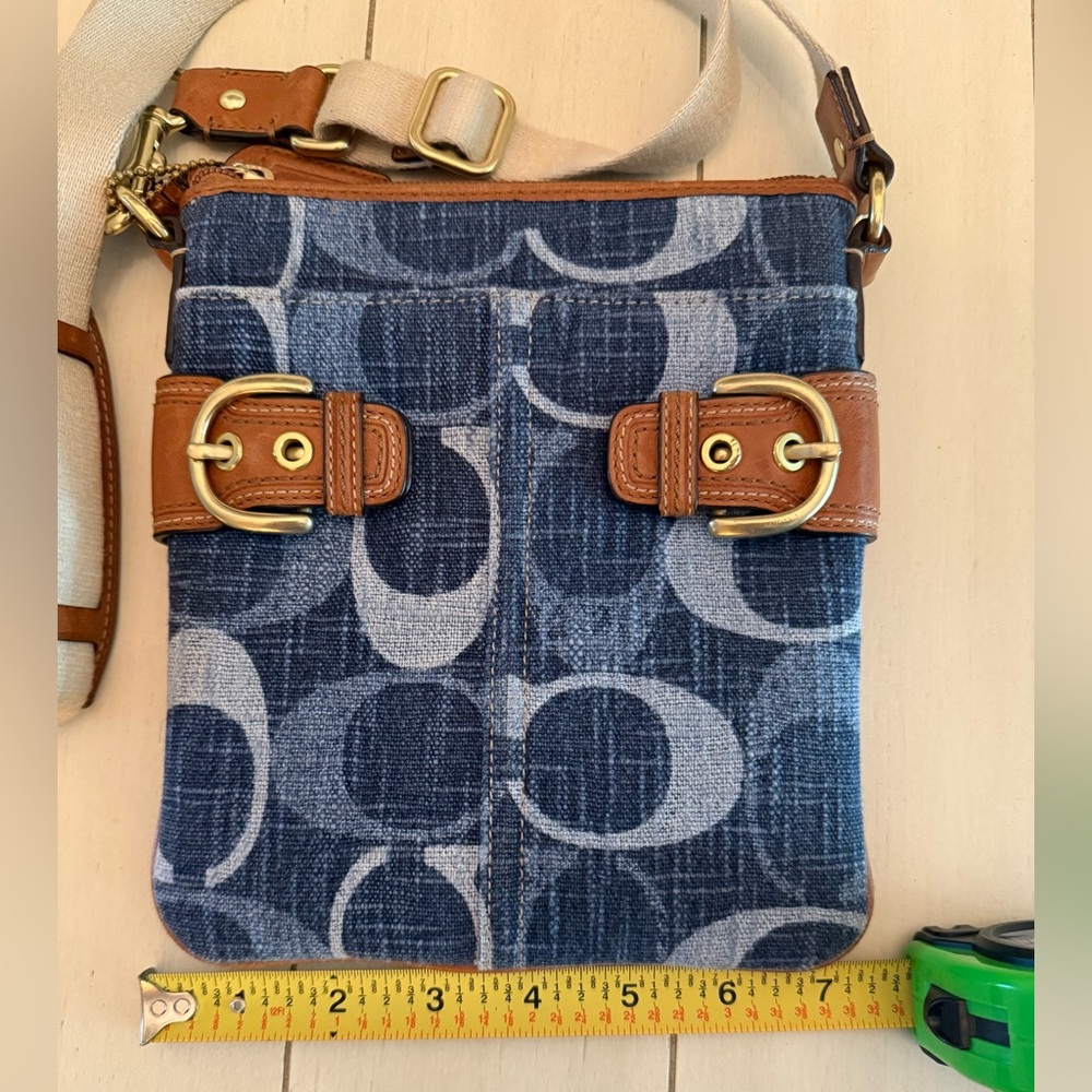 Denim Coach crossbody with zipper closure and front and back slip pockets - Picture 10 of 10